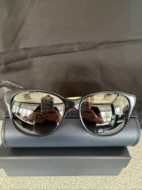 Chopard Black Cat-Eye Sunglasses with Dark lenses